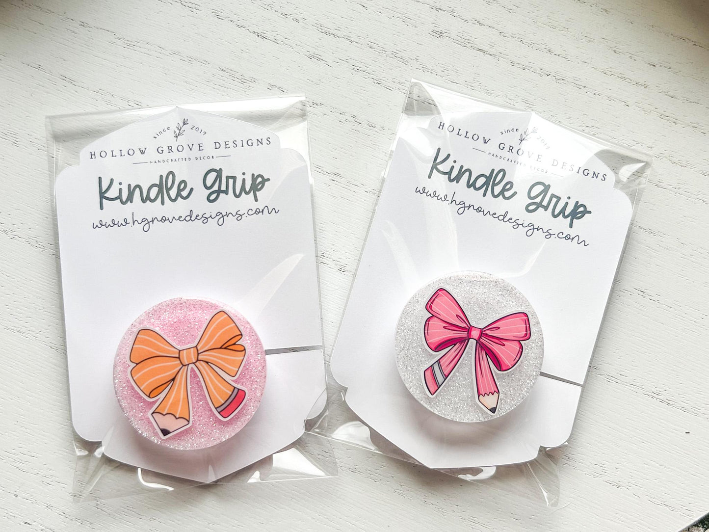 Pencil Bow E-Reader Grip | Custom Kindle Grip | Kobo Reader Grip | Bookish Accessories | Gift for Teacher | Lit Teacher Gift