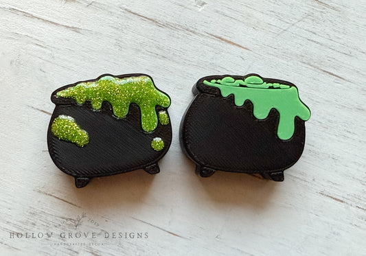 Cauldron Straw Charm