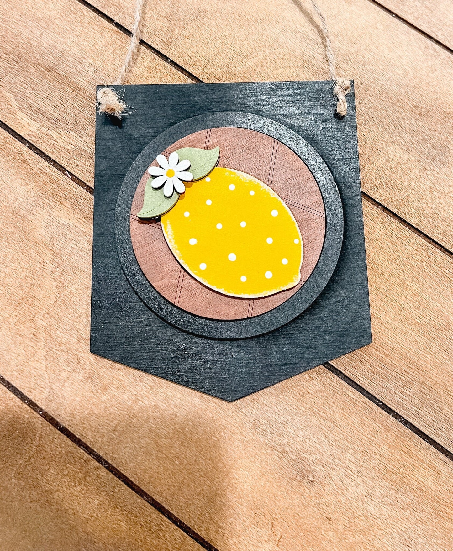 Lemon 3-Inch Insert for Interchangeable Seasonal Sign | Interchangeable Hanging Sign | Seasonal Decor | Spring Decor