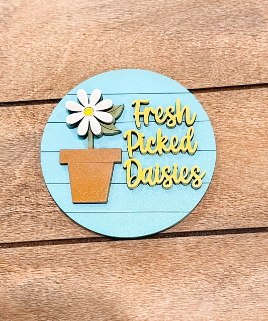 Fresh Picked Daisies 3-Inch Insert for Interchangeable Seasonal Sign | Interchangeable Hanging Sign | Seasonal Decor | Spring Decor