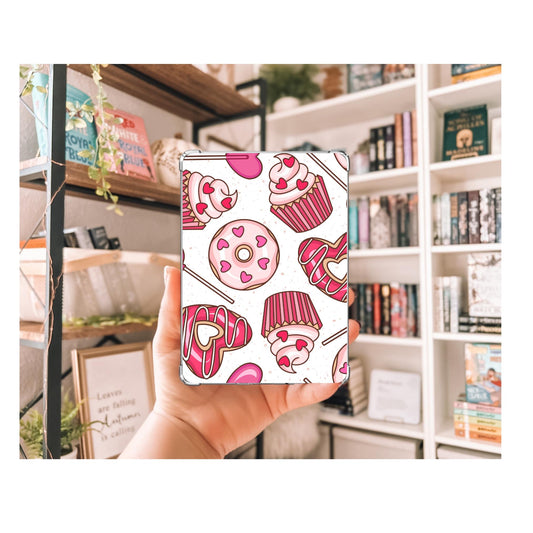 Valentines Donut Kindle Insert | Decorative Kindle Insert | Clear Kindle Case Insert | Book Girly Decor | Gift for Book Lover